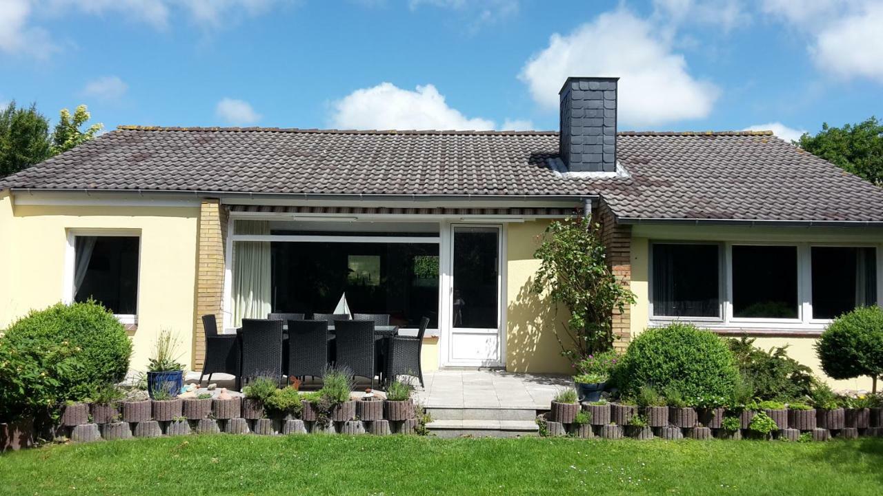 Ferienhaus "Achtern Diek" Villa Büsum Exterior foto